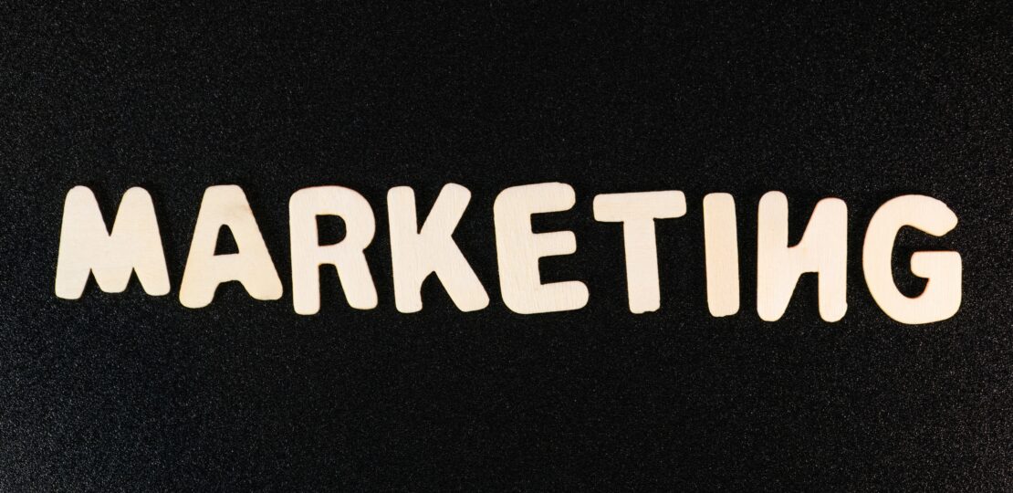 photo-1696041757866-f19a8e46fab1