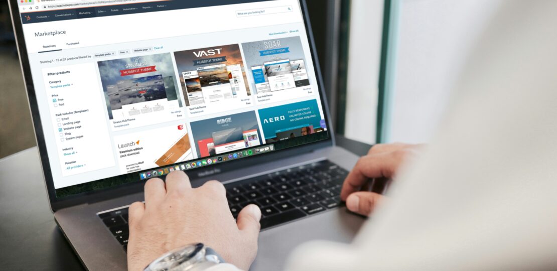 photo-1542744095-291d1f67b221