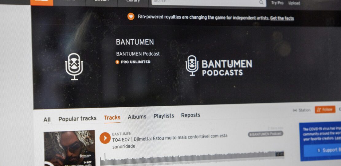 photo-1614772218922-62a90fe12e14